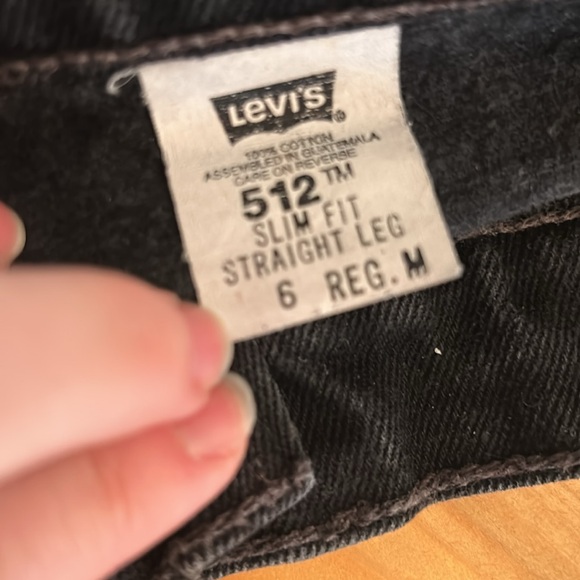 Black Levi’s 501 shorts size 6 - Picture 3 of 3